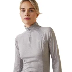 Ariat® Ladies Sunstopper 2.0 Silver Sconce Dot Baselayer 10043597 10 Ariat® Ladies Sunstopper 2.0 Silver Sconce Dot Baselayer 10043597 -Ariat S23 WMS ENGL 10043597 detail01